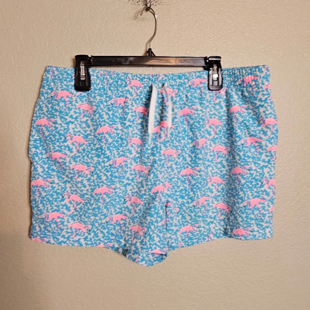 Chubbies Mens Large Pink Flamingo Blue Abstract Swim Trunks Inseam 4